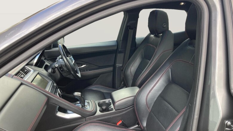 Jaguar E-Pace 2.0d Chequered Flag Edition 5dr Auto Diesel Estate